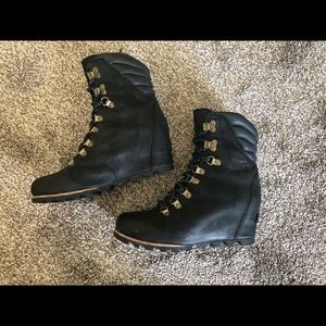 Sorel Conquest wedge